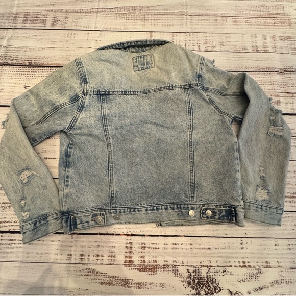 Forever 21 Light Blue Denim Jacket - Picture 2 of 5